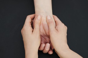 kéztőalagút szindróma masszázsa