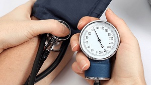 a magas vérnyomás kezelésének gyógyászati ​​módszerei